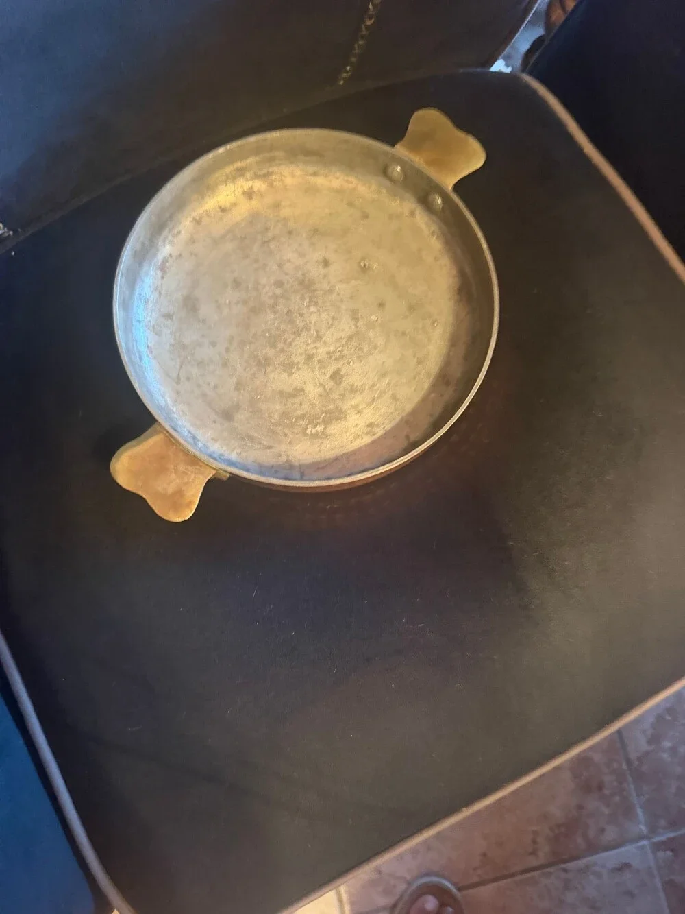 Vintage Hammered Copper quiche or pie Pan Tin Lined Brass Handles